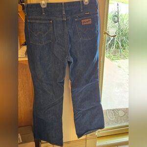 WRANGLER Blue Jeans 1970s-80s No Fault Jeans 38x31 Made In USA 935 DEN Vintage